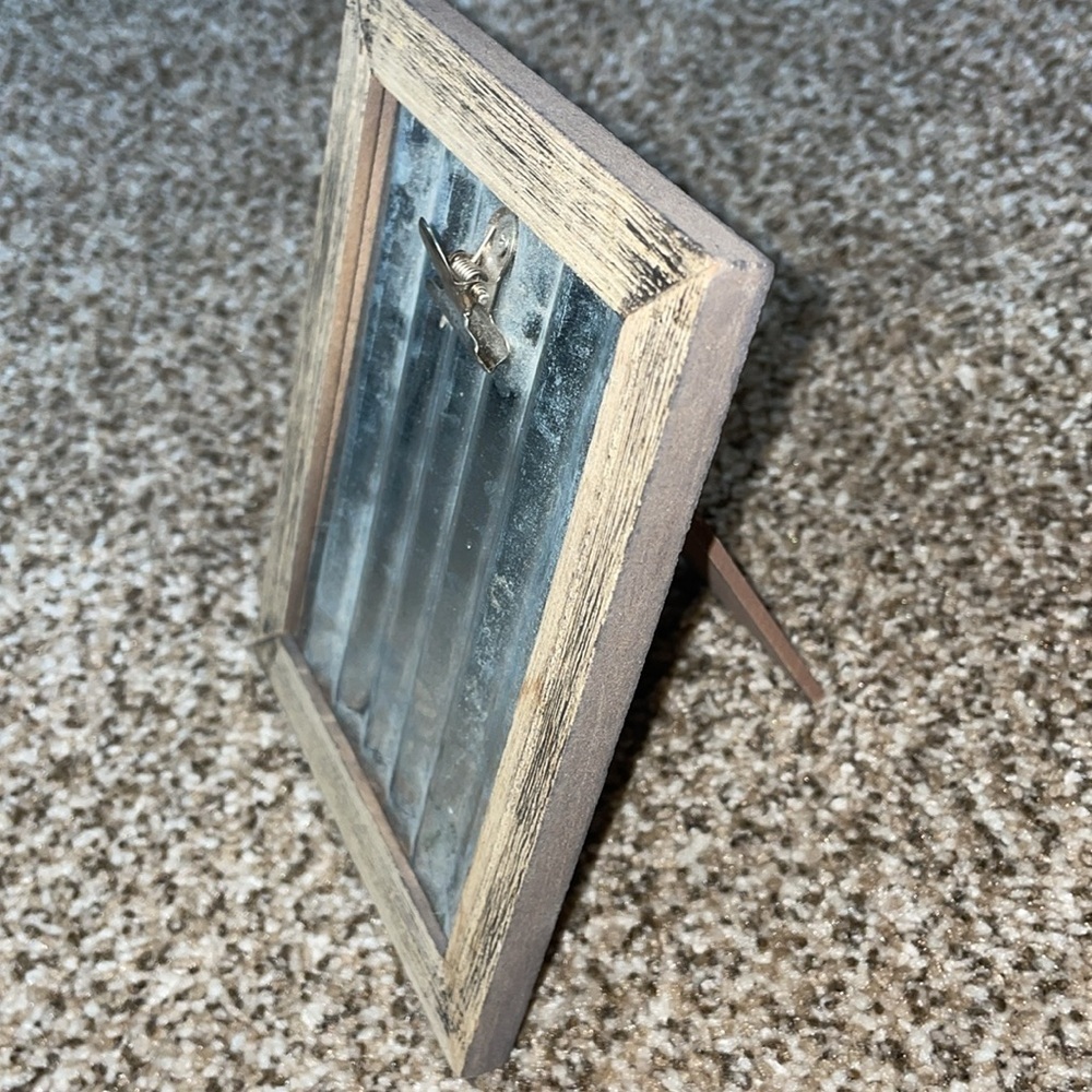 💛Rustic Silver and Tan Clip Frame - Picture 2 of 2